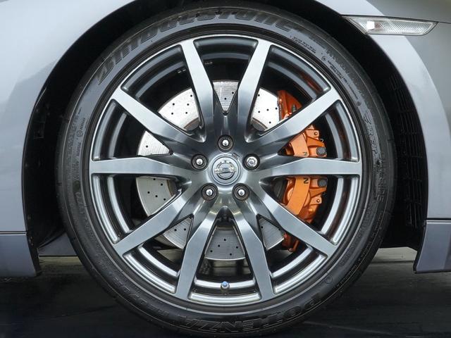 GT-R プレミアムエディション MY14 ワンオーナー 禁煙車 ファッショナブルインテリア(アンバーレッド) GT-R専用フロアカーペット(プレミアムスポーツ) LEDハイパーデイライトキャンセルスイッチ セルスター製レーダー探知機(27枚目)