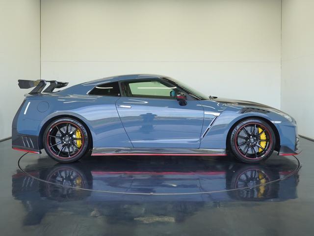 GT-R ニスモ スペシャルエディション MY24 ワンオーナー 禁煙車 NISMOスポーツリセッティング NISMOフロアマット LEDハイパーデイライトキャンセルスイッチ ドライブレコーダー 新車ビニール 高精度重量バランスエンジン部品(5枚目)