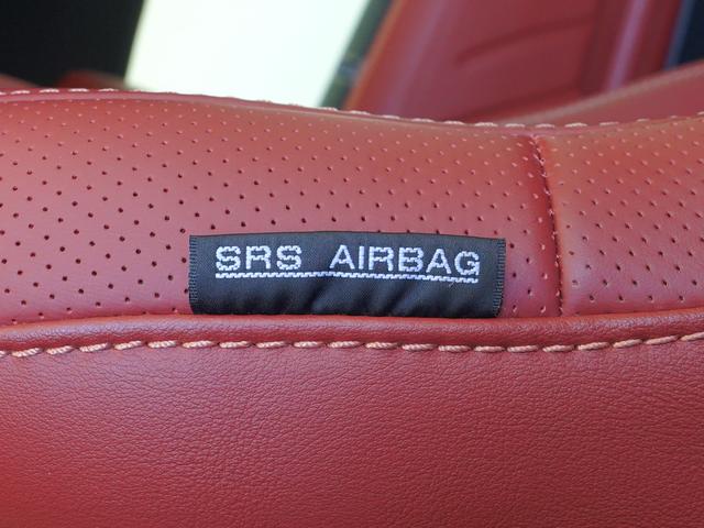 GT-R プレミアムエディション 14モデル ファッショナブルインテリア(アンバーレッド) NISMOスポーツリセッティング プレミアムスポーツマット(赤) LEDデイライトキャンセルスイッチ コムテック前後ドラレコ(13枚目)