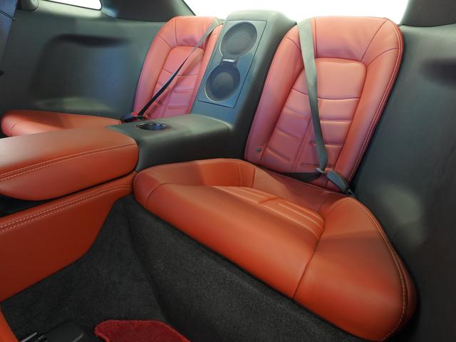 GT-R プレミアムエディション 14モデル ファッショナブルインテリア(アンバーレッド) NISMOスポーツリセッティング プレミアムスポーツマット(赤) LEDデイライトキャンセルスイッチ コムテック前後ドラレコ(17枚目)