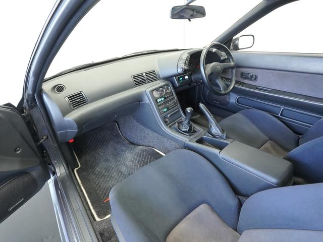 スカイライン GT-R ワンオーナー 禁煙車 貴重車 走行距離6700Km(11枚目)