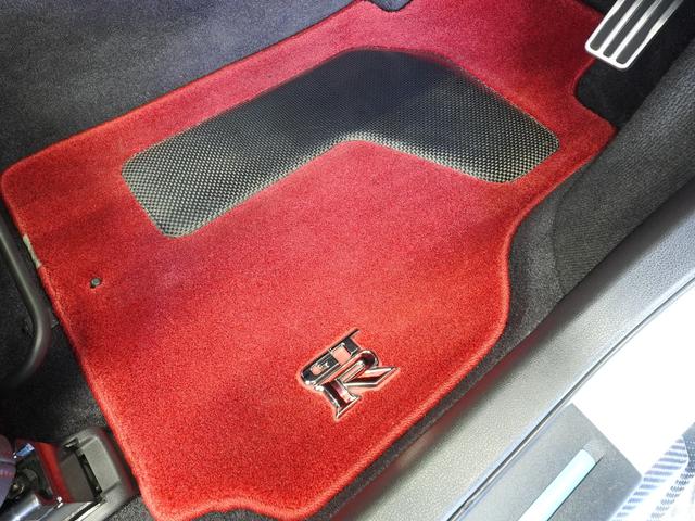 GT-R トラックエディション エンジニアードbyニスモ MY15 ミッション対策済 TOPSECRETエアロボンネット TOPSECRETフルバンパーキット TOPSECRETサイドディフューザー ドラレコ ETC(24枚目)