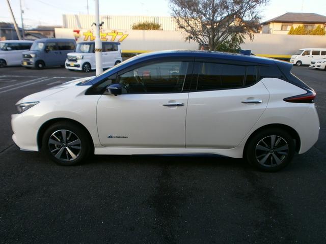 リーフ ｅ＋　Ｘ　純正ナビ　ＴＶ　アラウンドビューモニター　プロパイロット　衝突軽減ブレーキ　横滑り防止　踏み間違い防止　シートヒーター　スマートルームミラー　ＥＴＣ　ＬＥＤライト（2枚目）