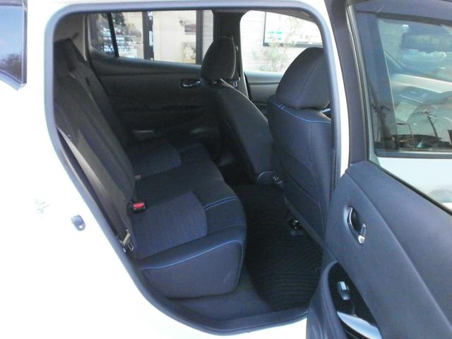 リーフ ｅ＋　Ｘ　純正ナビ　ＴＶ　アラウンドビューモニター　プロパイロット　衝突軽減ブレーキ　横滑り防止　踏み間違い防止　シートヒーター　スマートルームミラー　ＥＴＣ　ＬＥＤライト（25枚目）