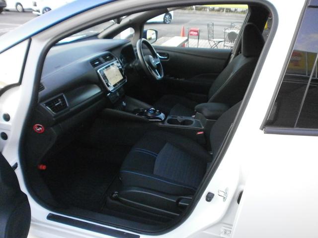 リーフ ｅ＋　Ｘ　純正ナビ　ＴＶ　アラウンドビューモニター　プロパイロット　衝突軽減ブレーキ　横滑り防止　踏み間違い防止　シートヒーター　スマートルームミラー　ＥＴＣ　ＬＥＤライト（29枚目）