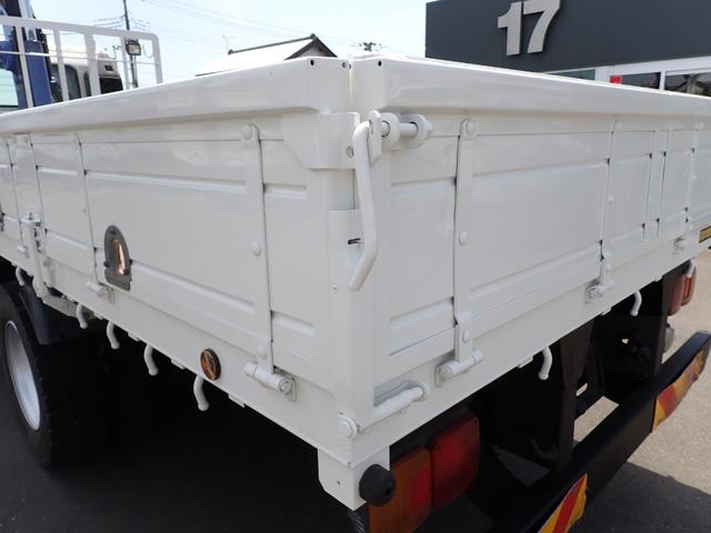 ヒノレンジャー 　２４－１１８　増トン　４段クレーン　ラジコン　タダノ　ＺＥ３６４　２６０馬力　差違いアウトリガー　床鉄板張り　リターダ　ベッド付　スタッドレス　抹消積載７１００ｋｇ　内寸長５１１幅２２４ｃｍ（27枚目）