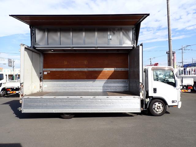 エルフトラック 　２４－２３７　３ｔ超　ワイド　超ロング　アルミウィング　フルハーフ製　ラッシングレール　床引出しフック４対　バックカメラ　３ペダル　抹消積載３５００ｋｇ　ボディ内寸長５００幅２１０高２２３ｃｍ（18枚目）