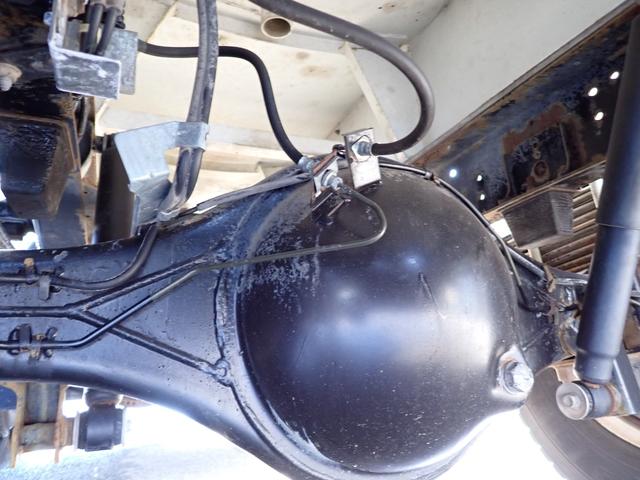 エルフトラック 　☆２５－１９　４ｔ　ワイド　散水車　サカイ製　ＳＴ４ＭＢ－１　３ペダル　許容量４０００Ｌ　抹消積載４０００ｋｇ　装備品現状のみ　ＥＴＣ（59枚目）