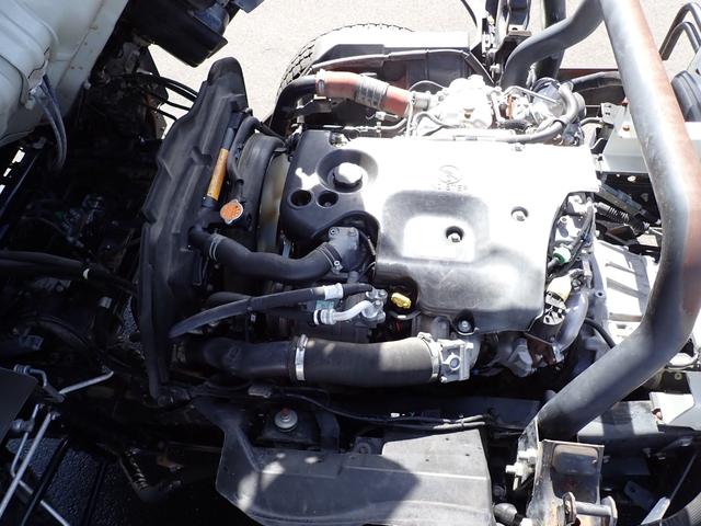エルフトラック 　☆２５－１９　４ｔ　ワイド　散水車　サカイ製　ＳＴ４ＭＢ－１　３ペダル　許容量４０００Ｌ　抹消積載４０００ｋｇ　装備品現状のみ　ＥＴＣ（78枚目）