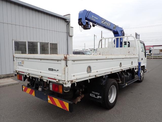 エルフトラック 　☆２４－２４３　３ｔ　標準ロング　３段クレーンフックイン　ラジコン付　スムーサー　タダノ製　ＺＥ２６３ＨＲＥＳ　床２重張　ＥＴＣ　抹消積載３０００ｋｇ　ボディ内寸長３７０幅１８１ｃｍ　２．６３ｔ吊り（5枚目）
