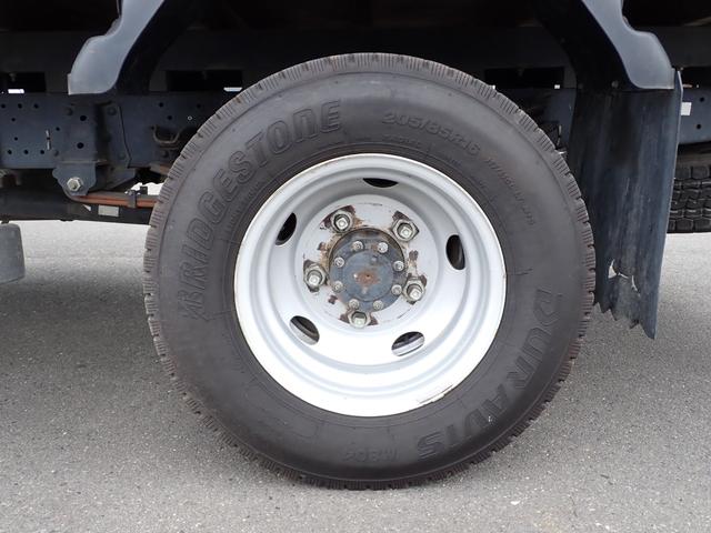 エルフトラック 　☆２４－２４３　３ｔ　標準ロング　３段クレーンフックイン　ラジコン付　スムーサー　タダノ製　ＺＥ２６３ＨＲＥＳ　床２重張　ＥＴＣ　抹消積載３０００ｋｇ　ボディ内寸長３７０幅１８１ｃｍ　２．６３ｔ吊り（33枚目）