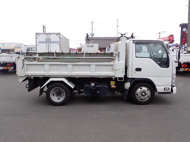 エルフトラック 　☆２５－３９　３ｔ４ナンバー　花見台製　ローダーダンプ　３ペダル　セフティダンプ　重機運搬　アオリ一方開　手動コボレーン　ＥＴＣ　ボディ内寸長３０４幅１６０ｃｍ　抹消積載３０００ｋｇ（4枚目）