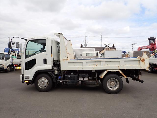 フォワード 　２５－２５　４ｔ　ダンプ　極東製　ベッドなし　３ペダル　ＤＤ０４　アオリ一方開　手動コボレーン　ＥＴＣ　スタッドレスタイヤ　アドブルー　抹消積載３５５０ｋｇ　ボディ内寸長３４０幅２０５ｃｍ（8枚目）