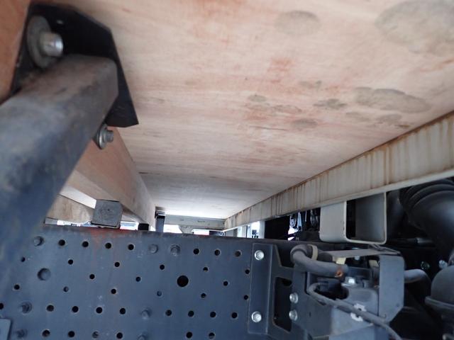 エルフトラック フルフラットロー 24-267 2t ワイドロング 全低床 平ボディ スムーサー ETC 抹消積載2000kg ボディ内寸長435幅207cm 5t限定準中型免許 車両総重量5t オートマチック車(19枚目)