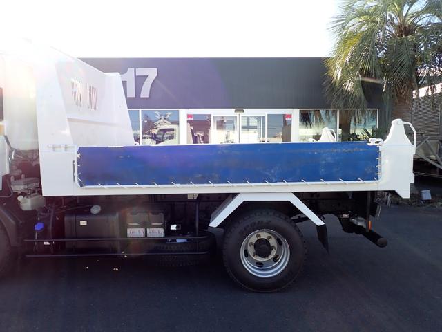 フォワード 25-23 4t ダンプ 極東製 ベッドなし 3ペダル ETC アオリ一方開 手動コボレーン 190PS スタッドレスタイヤ 抹消積載3550kg ボディ内寸長340幅205cm(18枚目)