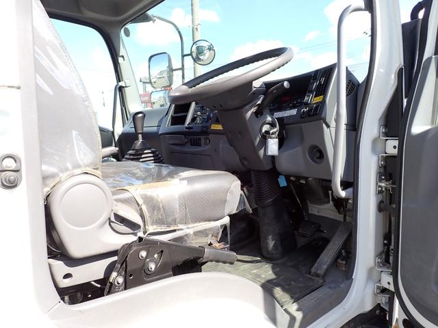 フォワード 25-23 4t ダンプ 極東製 ベッドなし 3ペダル ETC アオリ一方開 手動コボレーン 190PS スタッドレスタイヤ 抹消積載3550kg ボディ内寸長340幅205cm(35枚目)