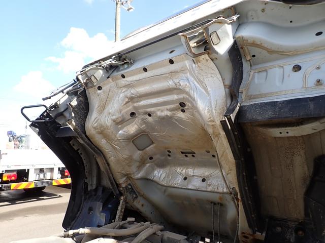 フォワード 25-23 4t ダンプ 極東製 ベッドなし 3ペダル ETC アオリ一方開 手動コボレーン 190PS スタッドレスタイヤ 抹消積載3550kg ボディ内寸長340幅205cm(46枚目)