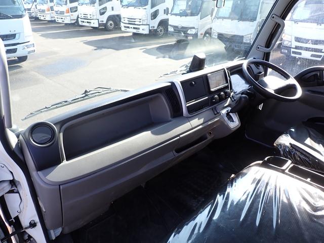 キャンター 24-165 2t ワイドロング 平ボディ AT車 ETC Bカメラ 床鉄板張 床フック4対 ロープ通し穴6対 抹消積載2000kg 5t限定準中型免許 総重量5t 全低床(53枚目)