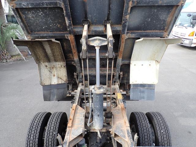 ヒノレンジャー ☆25-62 4t ダンプ 新明和製 ベッドなし 3ペダル ETC アオリ一方開 手動コボレーン DR4 スタッドレスタイヤ 抹消積載3550kg ボディ内寸長340幅206cm(11枚目)