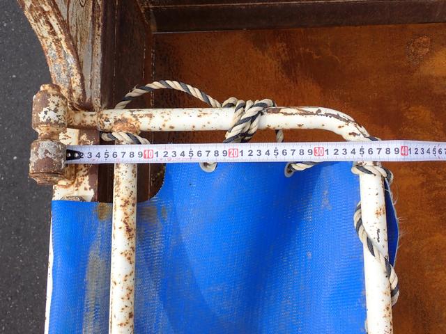 ヒノレンジャー ☆25-62 4t ダンプ 新明和製 ベッドなし 3ペダル ETC アオリ一方開 手動コボレーン DR4 スタッドレスタイヤ 抹消積載3550kg ボディ内寸長340幅206cm(29枚目)