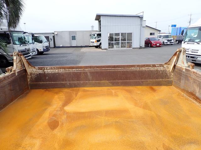 ヒノレンジャー ☆25-62 4t ダンプ 新明和製 ベッドなし 3ペダル ETC アオリ一方開 手動コボレーン DR4 スタッドレスタイヤ 抹消積載3550kg ボディ内寸長340幅206cm(32枚目)