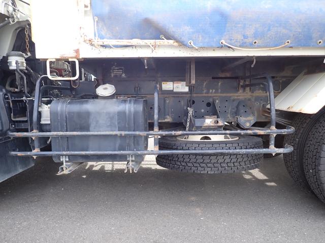 ヒノレンジャー ☆25-62 4t ダンプ 新明和製 ベッドなし 3ペダル ETC アオリ一方開 手動コボレーン DR4 スタッドレスタイヤ 抹消積載3550kg ボディ内寸長340幅206cm(40枚目)