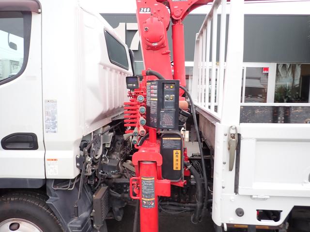 キャンター 　☆２５－５　３ｔ　ワイドロング　４段ラジコン　３ペダル　ユニック製　ＵＲＵ２６４　ＥＴＣ　床板張替済　横根太角パイプ交換済　抹消積載３０００ｋｇ　ボディ内寸長３５７幅２０７ｃｍ　２．６３ｔ吊り（15枚目）