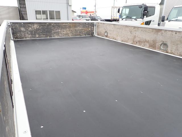 キャンター 　☆２５－５　３ｔ　ワイドロング　４段ラジコン　３ペダル　ユニック製　ＵＲＵ２６４　ＥＴＣ　床板張替済　横根太角パイプ交換済　抹消積載３０００ｋｇ　ボディ内寸長３５７幅２０７ｃｍ　２．６３ｔ吊り（25枚目）