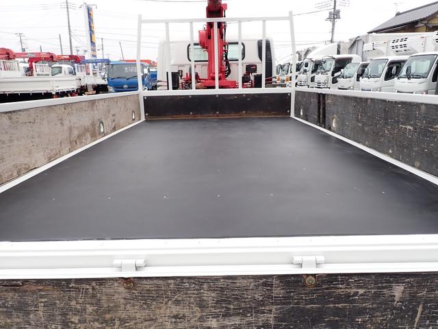 キャンター 　☆２５－５　３ｔ　ワイドロング　４段ラジコン　３ペダル　ユニック製　ＵＲＵ２６４　ＥＴＣ　床板張替済　横根太角パイプ交換済　抹消積載３０００ｋｇ　ボディ内寸長３５７幅２０７ｃｍ　２．６３ｔ吊り（26枚目）