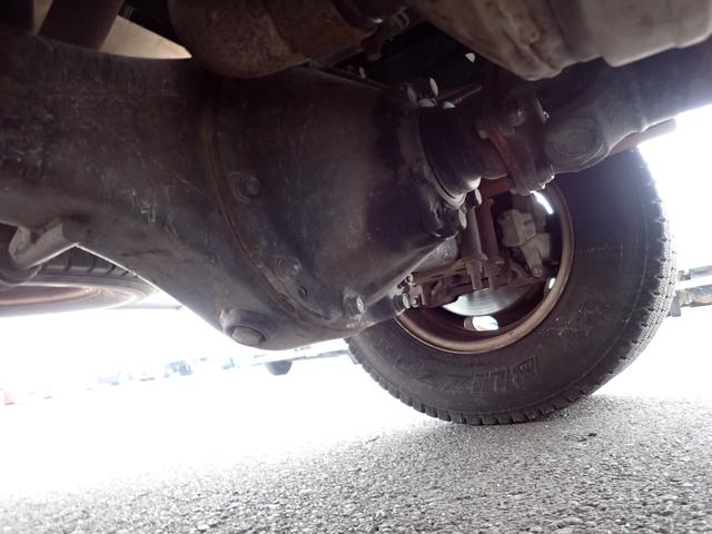 キャンター 　☆２５－５　３ｔ　ワイドロング　４段ラジコン　３ペダル　ユニック製　ＵＲＵ２６４　ＥＴＣ　床板張替済　横根太角パイプ交換済　抹消積載３０００ｋｇ　ボディ内寸長３５７幅２０７ｃｍ　２．６３ｔ吊り（36枚目）