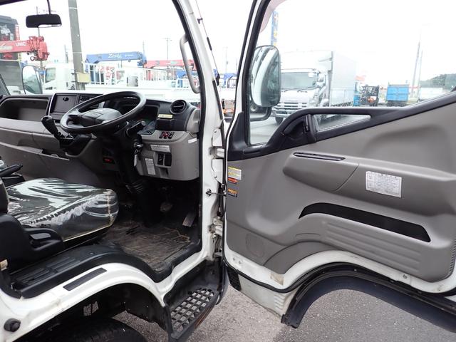 キャンター 　☆２５－５　３ｔ　ワイドロング　４段ラジコン　３ペダル　ユニック製　ＵＲＵ２６４　ＥＴＣ　床板張替済　横根太角パイプ交換済　抹消積載３０００ｋｇ　ボディ内寸長３５７幅２０７ｃｍ　２．６３ｔ吊り（46枚目）