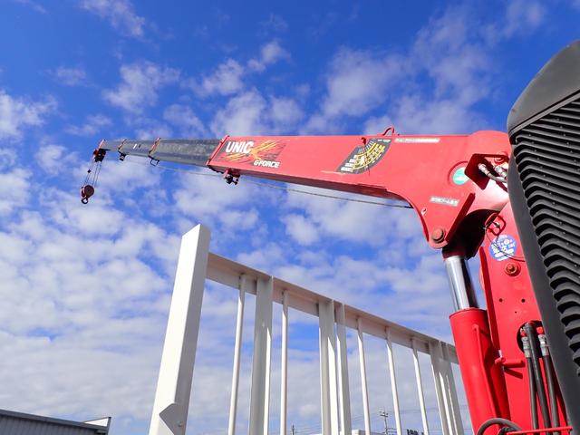 ヒノレンジャー 　☆２５－１６　４ｔ　４段クレーンフックイン　ラジコン付　４段ラジコン　ユニック製　ＵＲＧ３４４　ＥＴＣ　３ペダル　ロープ通し穴３対　ベッドなし　抹消積載２４５０ｋｇ　スタッドレスタイヤ（11枚目）