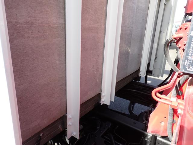 ヒノレンジャー 　☆２５－１６　４ｔ　４段クレーンフックイン　ラジコン付　４段ラジコン　ユニック製　ＵＲＧ３４４　ＥＴＣ　３ペダル　ロープ通し穴３対　ベッドなし　抹消積載２４５０ｋｇ　スタッドレスタイヤ（19枚目）