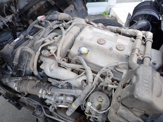 ヒノレンジャー 　☆２５－１６　４ｔ　４段クレーンフックイン　ラジコン付　４段ラジコン　ユニック製　ＵＲＧ３４４　ＥＴＣ　３ペダル　ロープ通し穴３対　ベッドなし　抹消積載２４５０ｋｇ　スタッドレスタイヤ（49枚目）