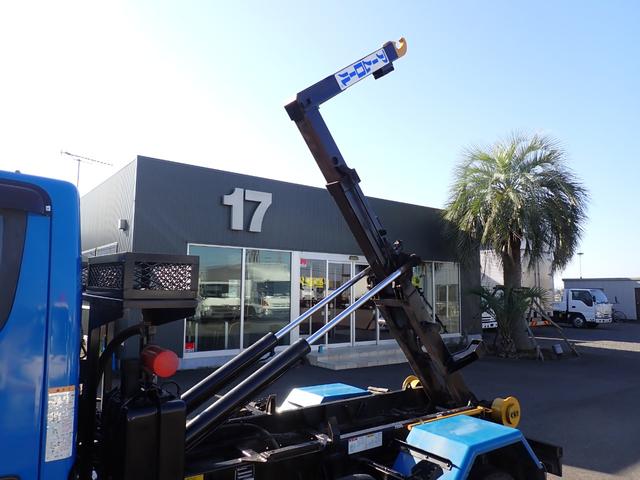 キャンター 　☆２５－７６　２ｔ　アームロール　新明和製　ＣＣＡ２２　コンテナ専用車　２本ホイスト　１３０馬力　箱なし　３ペダル　車両総重量５ｔ未満　５ｔ限定準中型免許　積載量２０００ｋｇ　フックロール（18枚目）