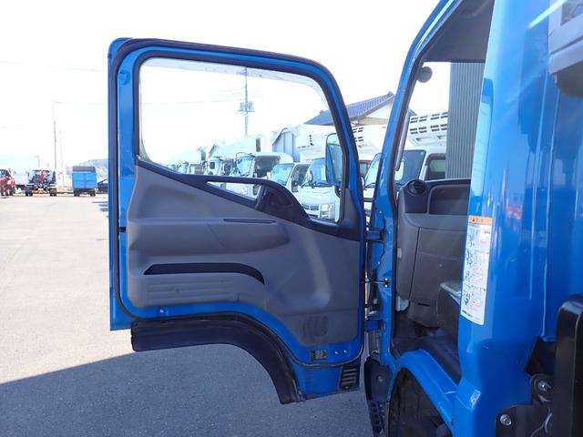 キャンター 　☆２５－７６　２ｔ　アームロール　新明和製　ＣＣＡ２２　コンテナ専用車　２本ホイスト　１３０馬力　箱なし　３ペダル　車両総重量５ｔ未満　５ｔ限定準中型免許　積載量２０００ｋｇ　フックロール（38枚目）