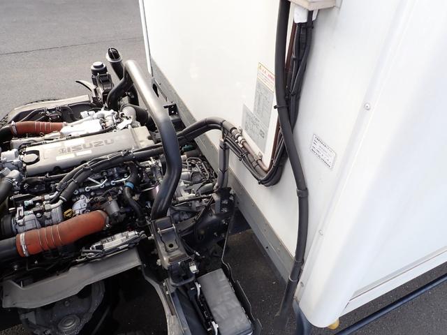 エルフトラック 　☆２４－２３１　３ｔ　ワイドロング　中温冷凍車　ＡＴ　スムーサー　－５度設定　東プレ製　ＸＶ３２ＨＯＣ　床ステンレス張　リヤ３枚扉　温設定　バックカメラ　抹消前積載２９５０ｋｇ　スタッドレスタイヤ（15枚目）