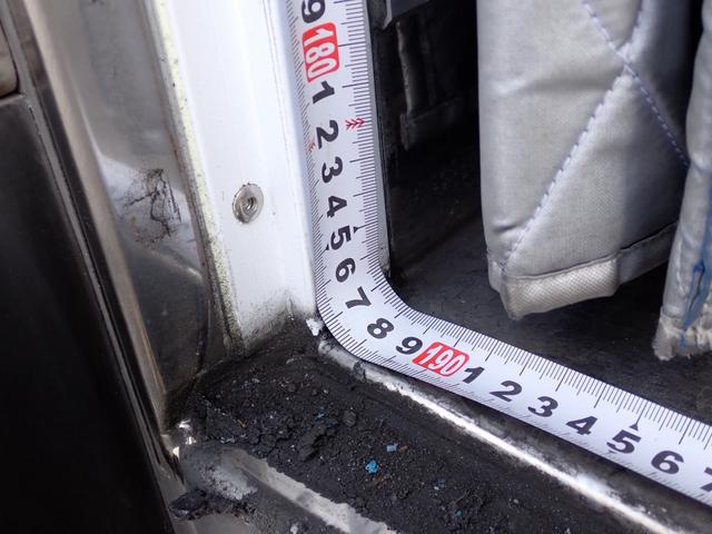 エルフトラック 　☆２４－２３１　３ｔ　ワイドロング　中温冷凍車　ＡＴ　スムーサー　－５度設定　東プレ製　ＸＶ３２ＨＯＣ　床ステンレス張　リヤ３枚扉　温設定　バックカメラ　抹消前積載２９５０ｋｇ　スタッドレスタイヤ（22枚目）