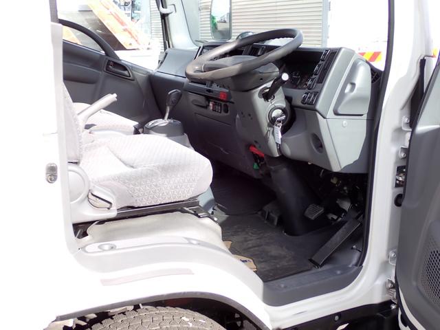 エルフトラック 　☆２４－２３１　３ｔ　ワイドロング　中温冷凍車　ＡＴ　スムーサー　－５度設定　東プレ製　ＸＶ３２ＨＯＣ　床ステンレス張　リヤ３枚扉　温設定　バックカメラ　抹消前積載２９５０ｋｇ　スタッドレスタイヤ（53枚目）