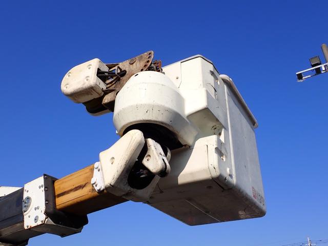 デュトロ 　☆２５－８７　高所作業車　アイチ製　同年　バッテリー式　作業床高さ１４．６ｍ　ＳＨ１５Ｂ　３ペダル　１５０馬力　ＥＴＣ　バックカメラ　アイチコンディションチェックシート付（26枚目）