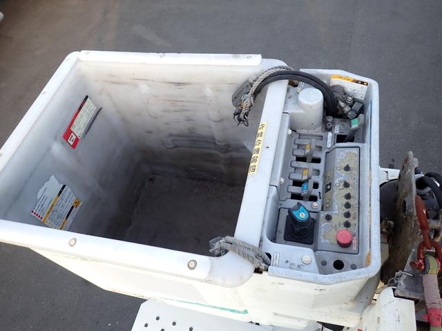 デュトロ 　☆２５－８７　高所作業車　アイチ製　同年　バッテリー式　作業床高さ１４．６ｍ　ＳＨ１５Ｂ　３ペダル　１５０馬力　ＥＴＣ　バックカメラ　アイチコンディションチェックシート付（27枚目）