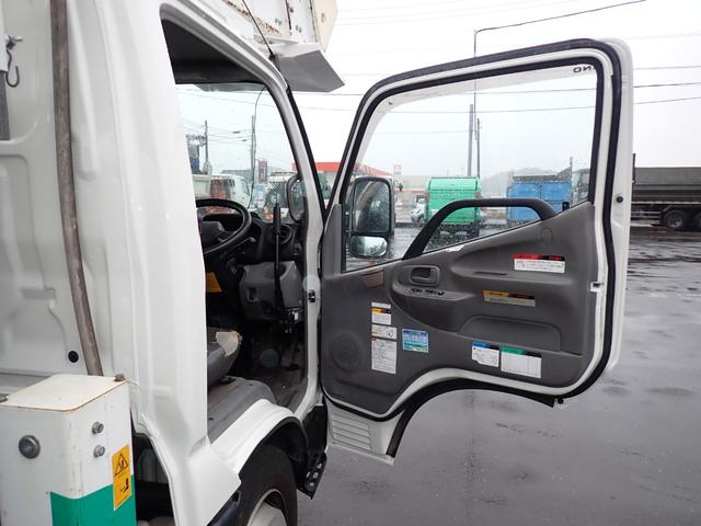 デュトロ 　☆２５－８７　高所作業車　アイチ製　同年　バッテリー式　作業床高さ１４．６ｍ　ＳＨ１５Ｂ　３ペダル　１５０馬力　ＥＴＣ　バックカメラ　アイチコンディションチェックシート付（58枚目）