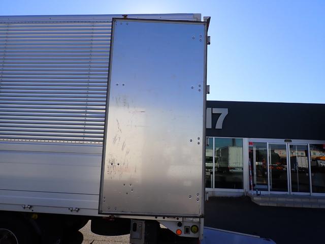 ヒノレンジャー 　☆２５－３７　４ｔ　ワイド　トランテックス製　アルミウィング　跳上式パワーゲート　新明和　観音扉　３ペダル　ベッド付　ラッシングレール２段　床引出フック５対　ＥＴＣ　バックカメラ　抹消積載２７００ｋｇ（37枚目）