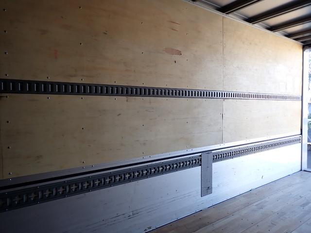 ヒノレンジャー 　☆２５－３７　４ｔ　ワイド　トランテックス製　アルミウィング　跳上式パワーゲート　新明和　観音扉　３ペダル　ベッド付　ラッシングレール２段　床引出フック５対　ＥＴＣ　バックカメラ　抹消積載２７００ｋｇ（46枚目）