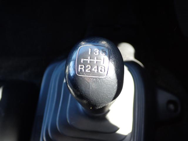 ヒノレンジャー 　☆２５－３７　４ｔ　ワイド　トランテックス製　アルミウィング　跳上式パワーゲート　新明和　観音扉　３ペダル　ベッド付　ラッシングレール２段　床引出フック５対　ＥＴＣ　バックカメラ　抹消積載２７００ｋｇ（65枚目）