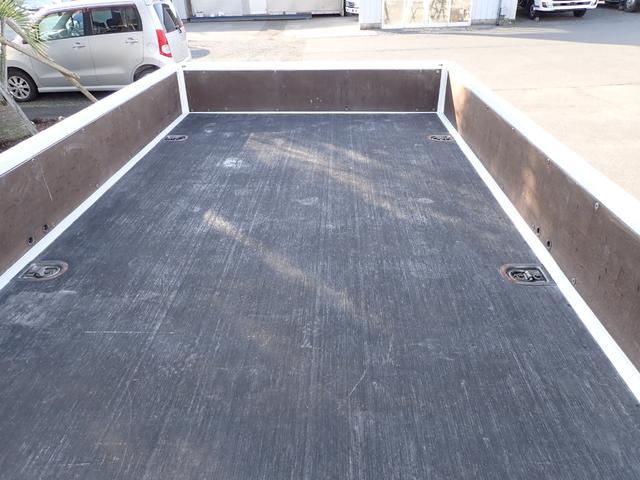 デュトロ 　２５－６６　２ｔ　ワイドロング　平ボディ　全低床　Ｆ６　３ペダル　ＥＴＣ　らくちんスプリング　床フック３対　抹消積載２０００ｋｇ　ボディ内寸長４３５幅２０７ｃｍ　５ｔ限定準中型免許　車輛総重量５ｔ（22枚目）