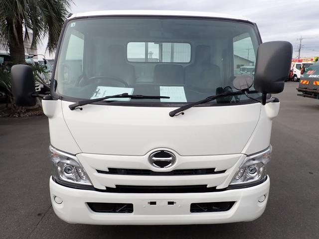 デュトロ 　２５－６６　２ｔ　ワイドロング　平ボディ　全低床　Ｆ６　３ペダル　ＥＴＣ　らくちんスプリング　床フック３対　抹消積載２０００ｋｇ　ボディ内寸長４３５幅２０７ｃｍ　５ｔ限定準中型免許　車輛総重量５ｔ（43枚目）