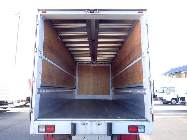 ヒノレンジャー 　２５－６７　ワイド　ハイルーフ　アルミウィング　３ペダル　ベッド付　エンジンＡｓｓｙ交換　トランテックス製　ラッシングレール２段　床引出しフック５対　ＥＴＣ　バックカメラ　抹消積載２７００ｋｇ　４ｔ（26枚目）