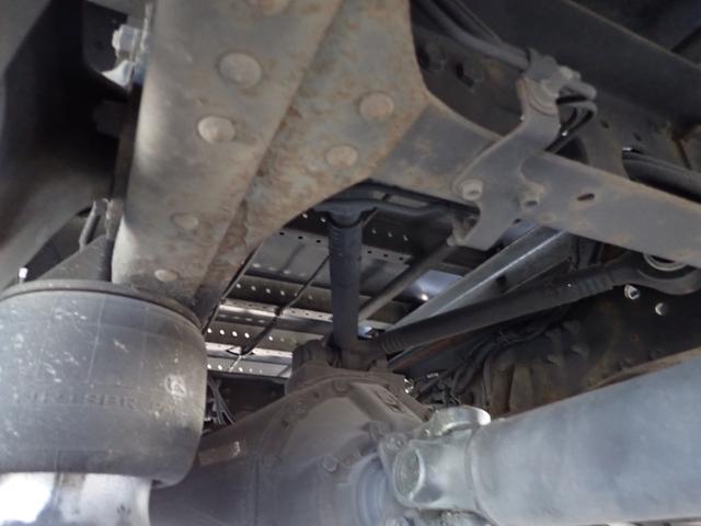 ヒノレンジャー 　２５－６７　ワイド　ハイルーフ　アルミウィング　３ペダル　ベッド付　エンジンＡｓｓｙ交換　トランテックス製　ラッシングレール２段　床引出しフック５対　ＥＴＣ　バックカメラ　抹消積載２７００ｋｇ　４ｔ（46枚目）