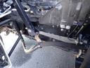 　☆２５－１９　４ｔ　ワイド　散水車　サカイ製　ＳＴ４ＭＢ－１　３ペダル　許容量４０００Ｌ　抹消積載４０００ｋｇ　装備品現状のみ　ＥＴＣ（21枚目）